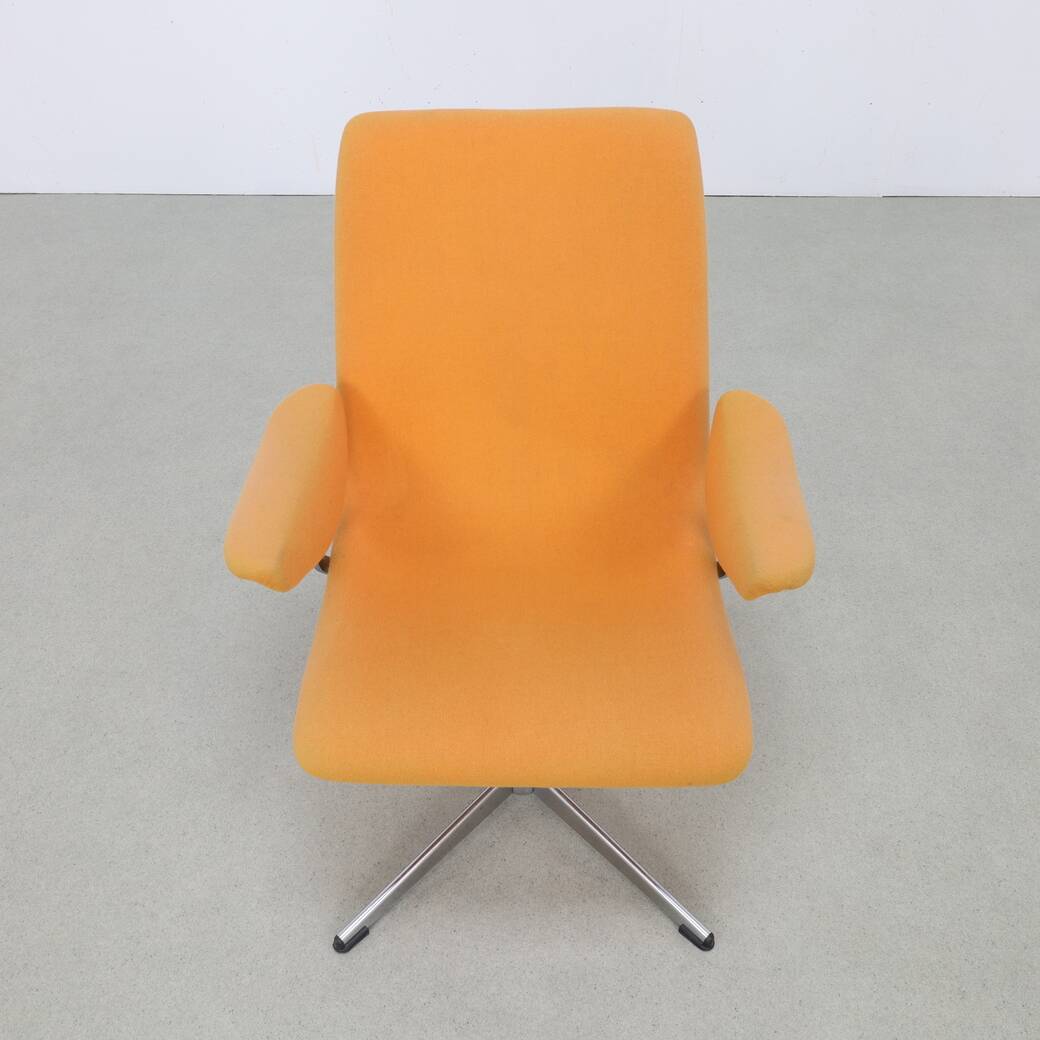 Fauteuil lounge vintage pivotant chromé 1960