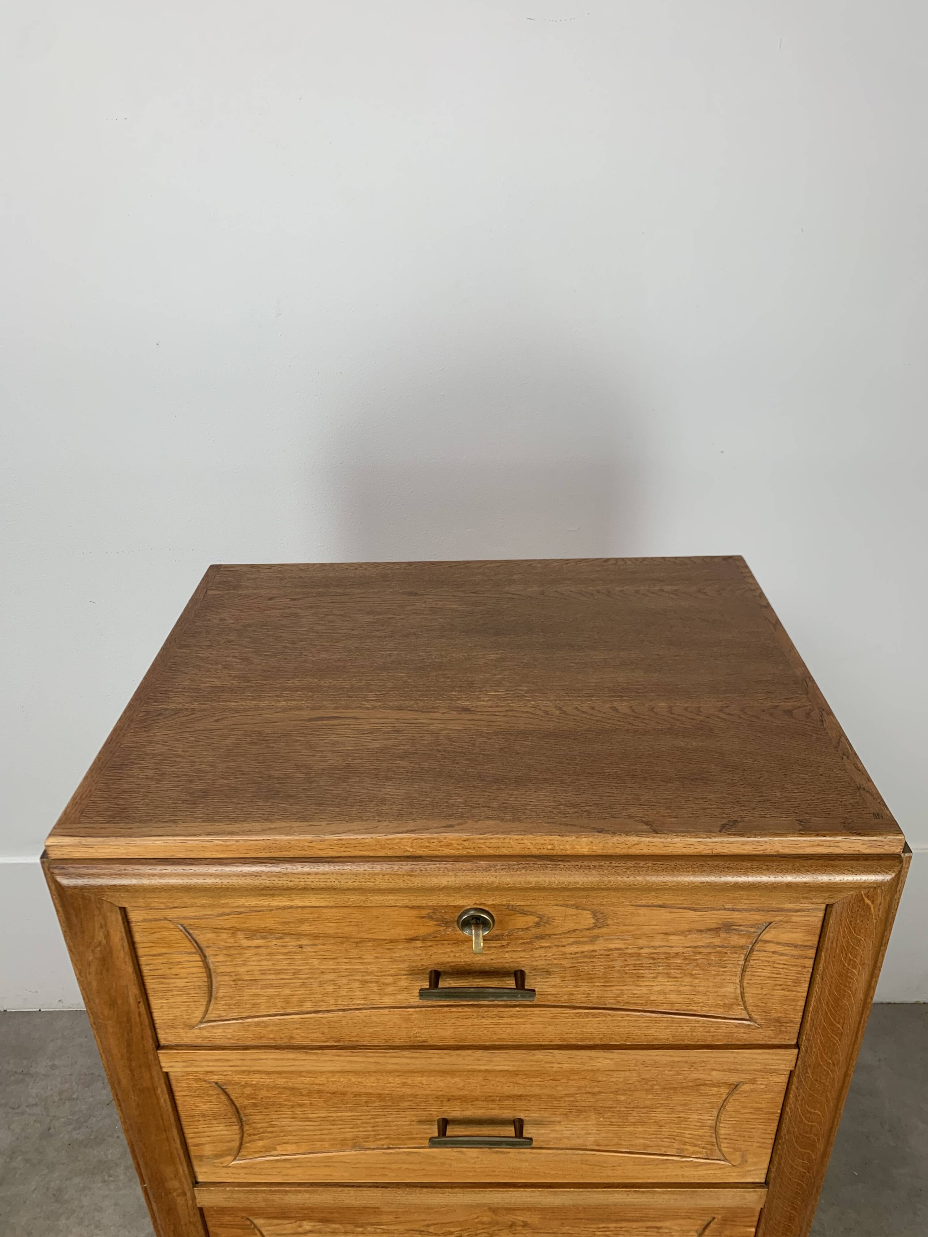 Vintage oak chest of drawers from the 50s