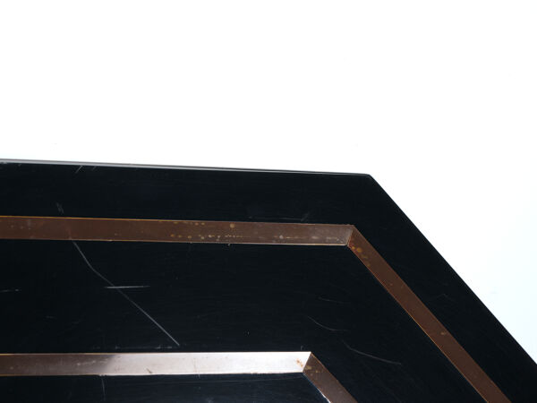 Miroir Jean-Claude Mahey en laque et laiton, circa 1970