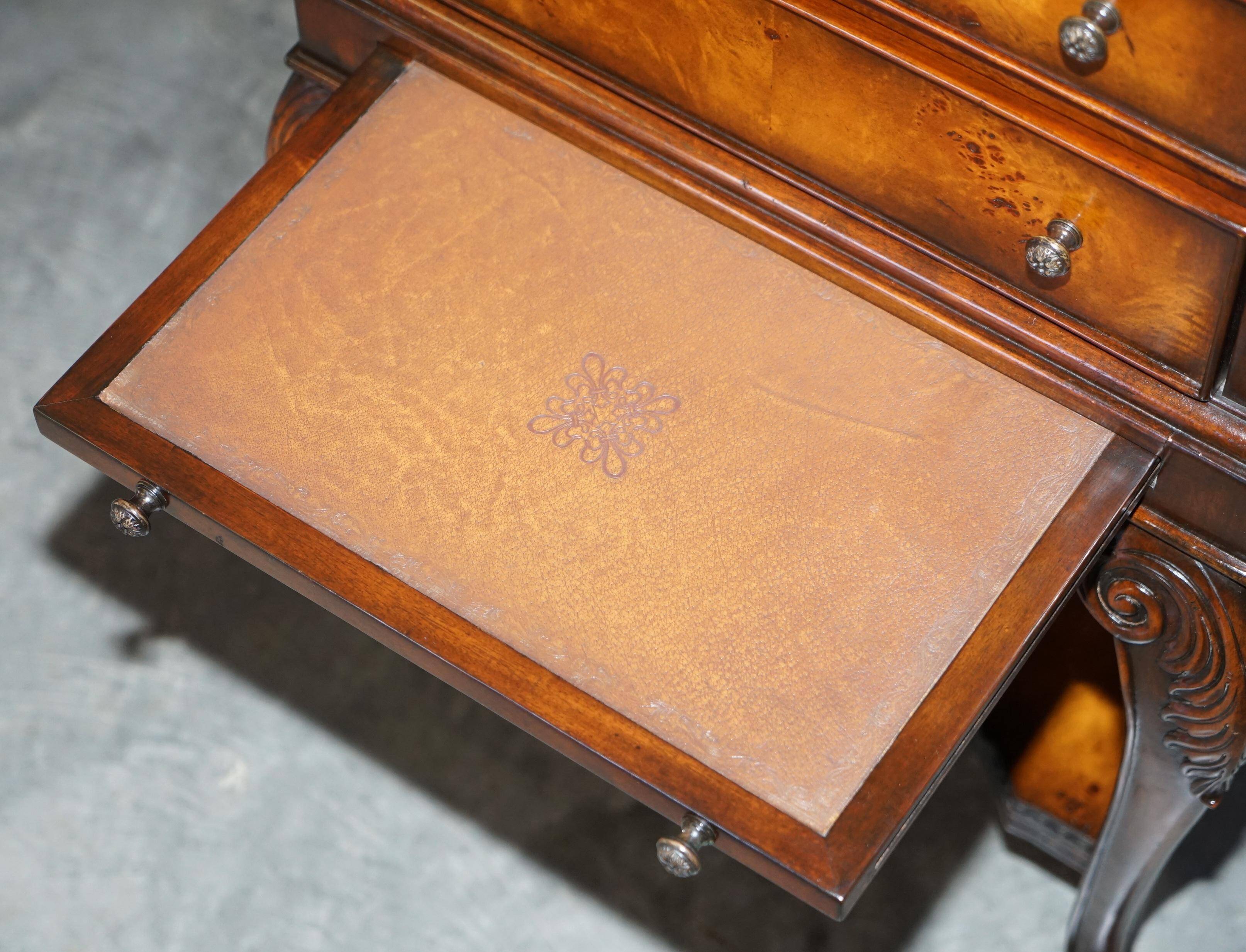 Commode Theodore Alexander style Campagne militaire en cuir