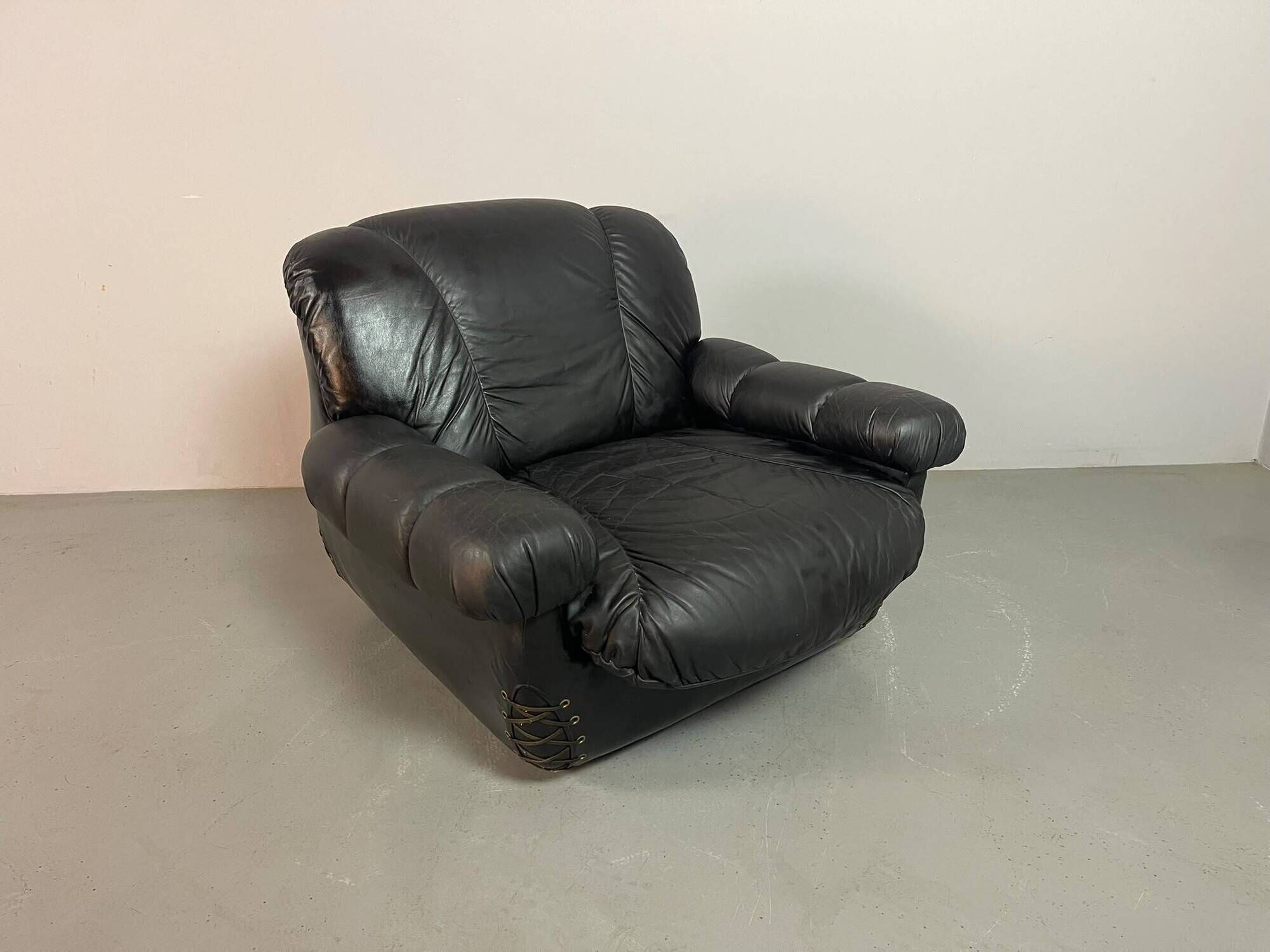 Large Set of Italian Space Age Black Leather Lounge Chairs with Brass