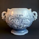 Art Nouveau flowerpot in Nimy slip, highlighted with a gold border
