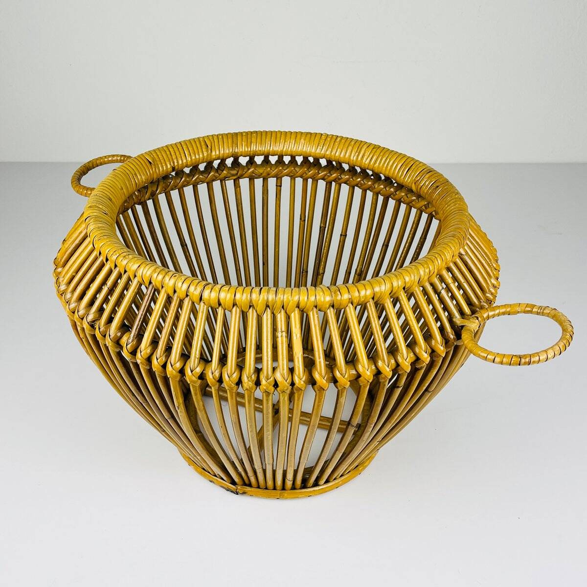 Vintage rattan basket, Italy, 1960s