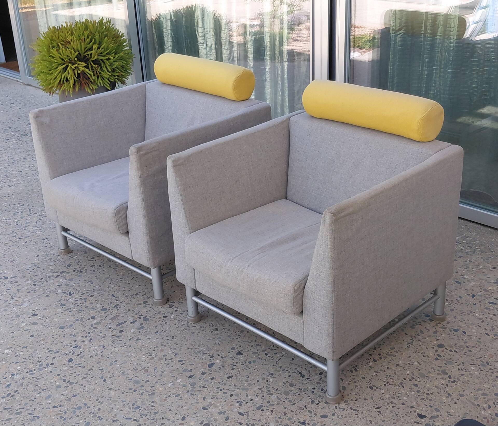Pair of East Side armchairs by Ettore Sottsass for Knoll