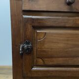Small piece of furniture called Community Walnut from the end of the 18th century