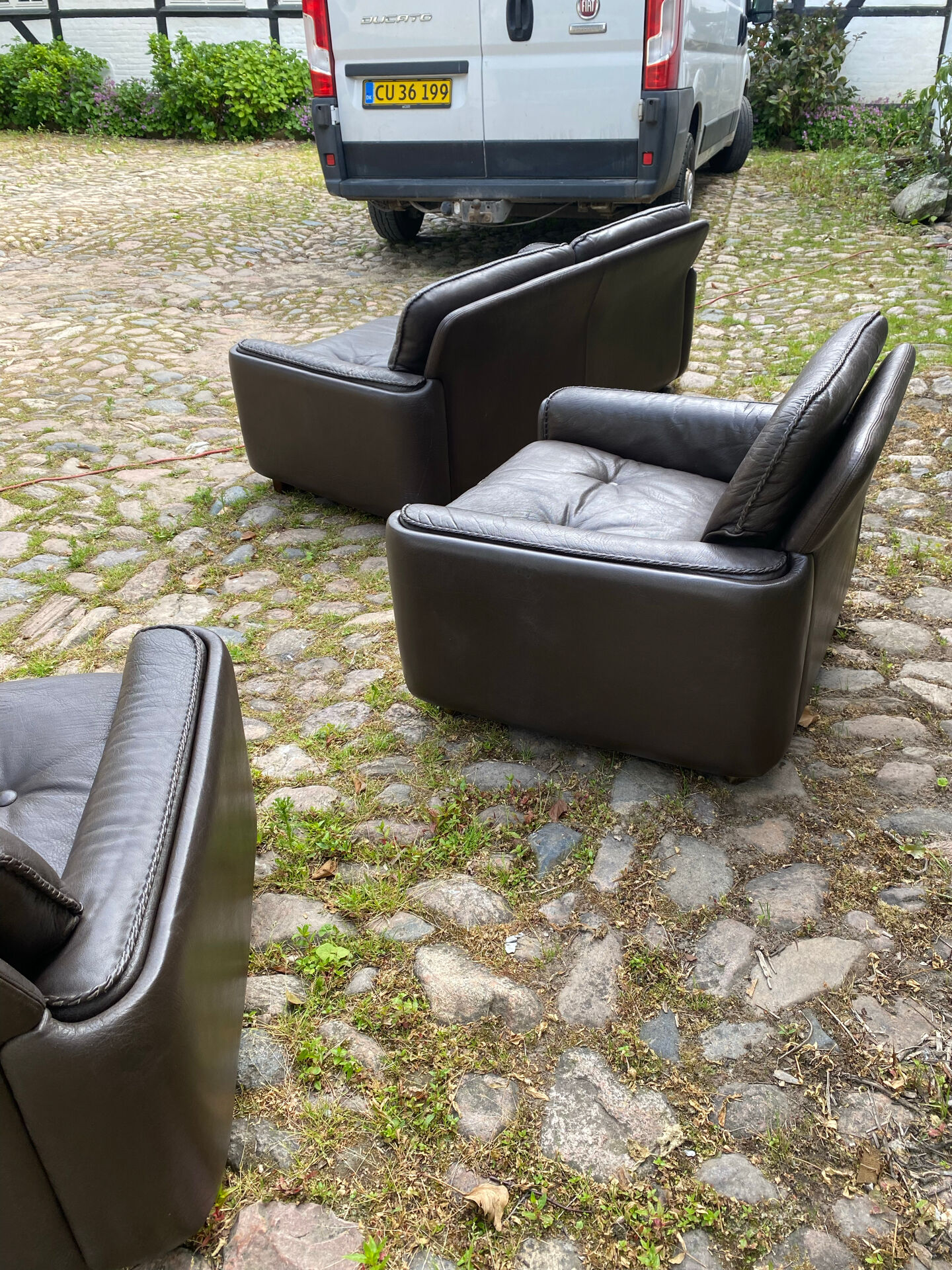 Norwegian sofa set by Sigurd Resell/Vatne møbler