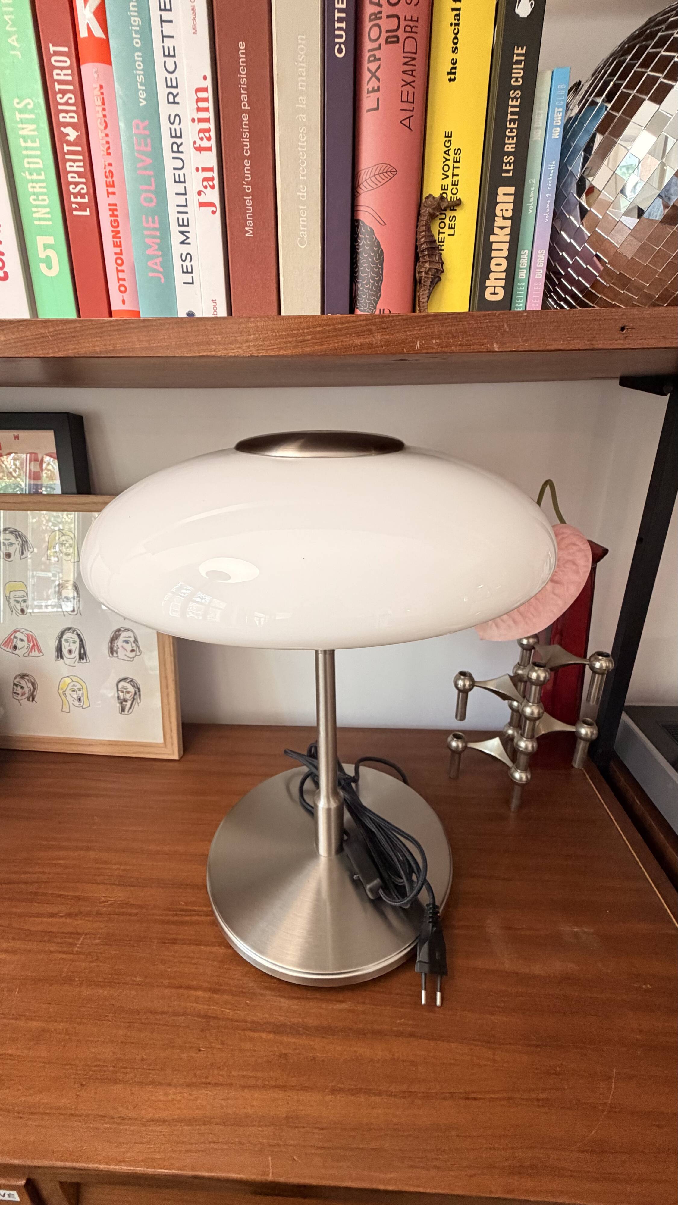 Tällbyn mushroom table lamp Ikea vintage white opaline glass chrome