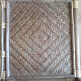 Light rattan shelf with canning