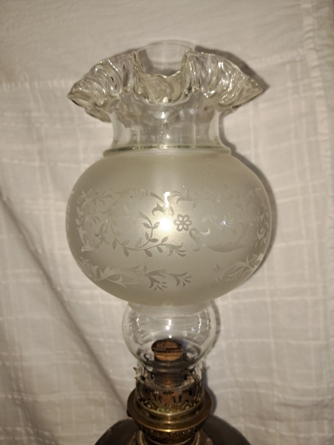 Art deco oil lamp