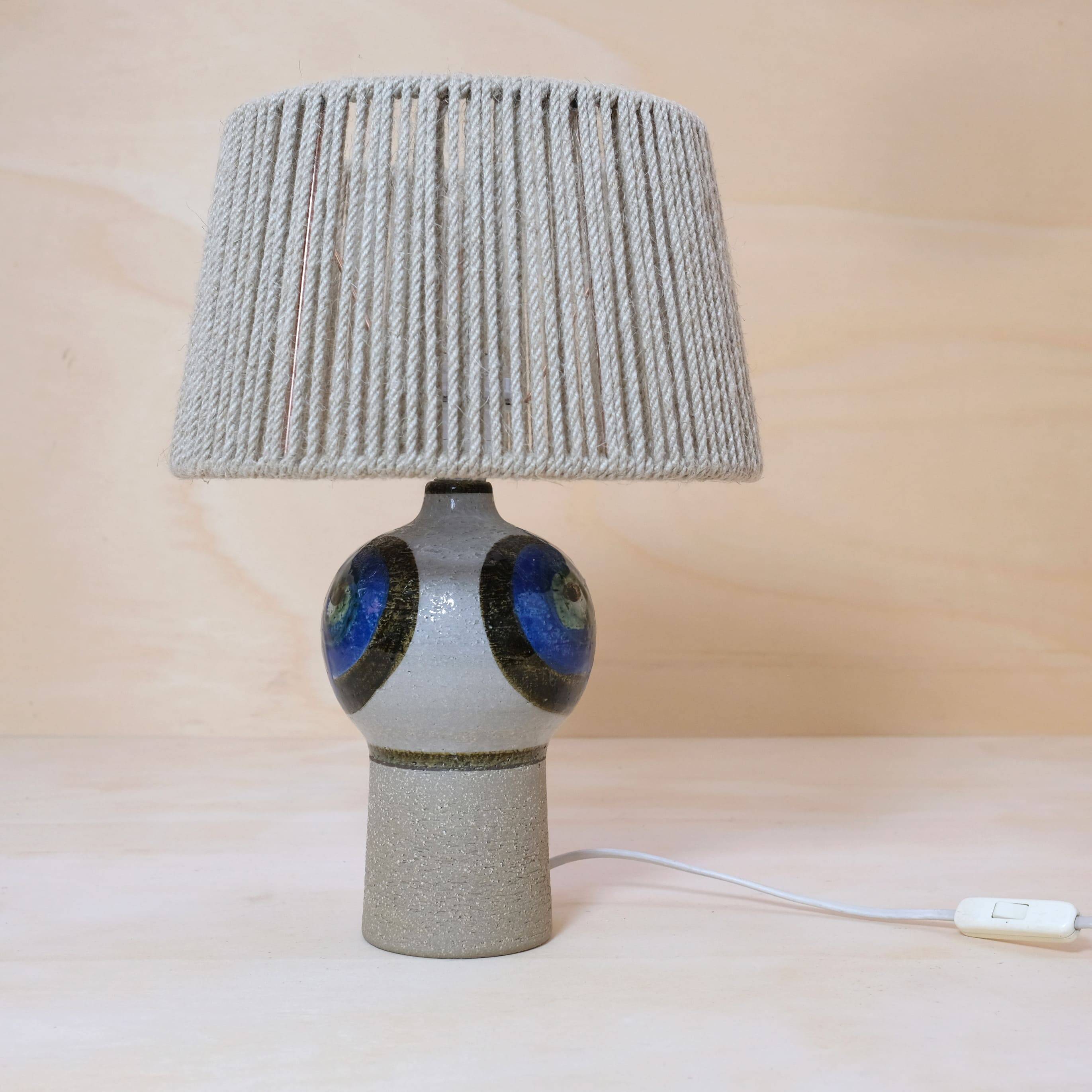 Noomi Backhausen pour Søholm Stentøj, petite lampe de table, 1960s.