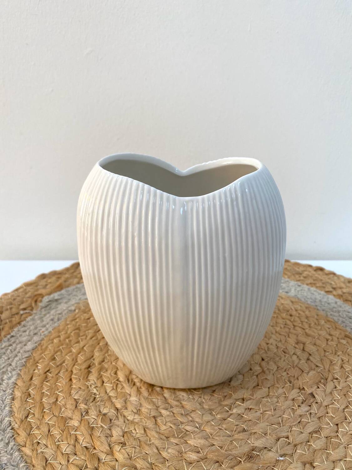 White striped graphic vase