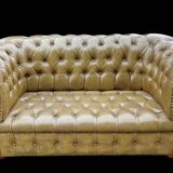 Canapé Chesterfield 2 places en cuir vert