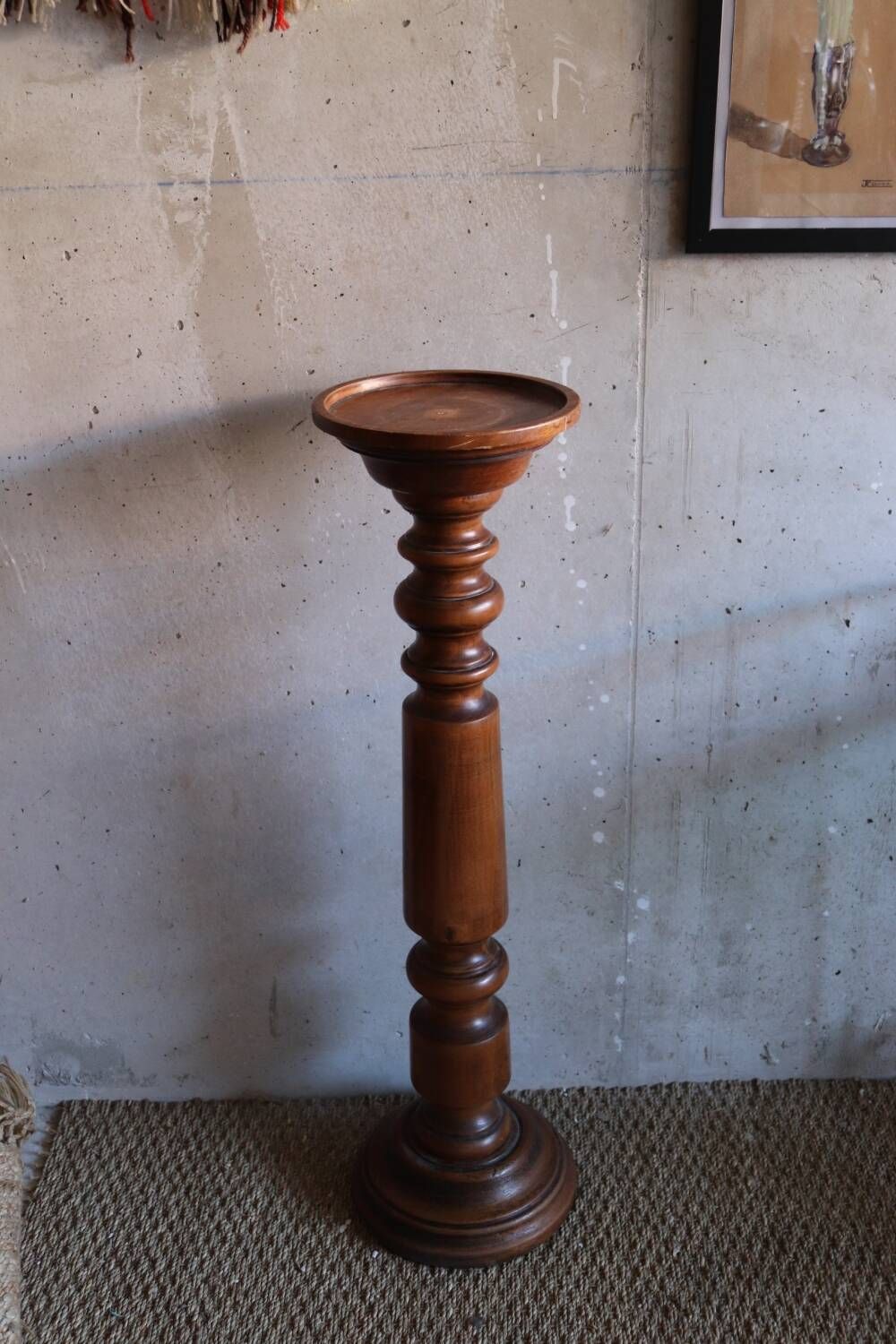 Vintage turned wooden column selette pedestal