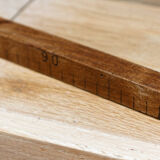 Metre of draper, oak