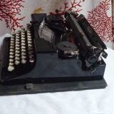 Typewriter-30/40s Triumph