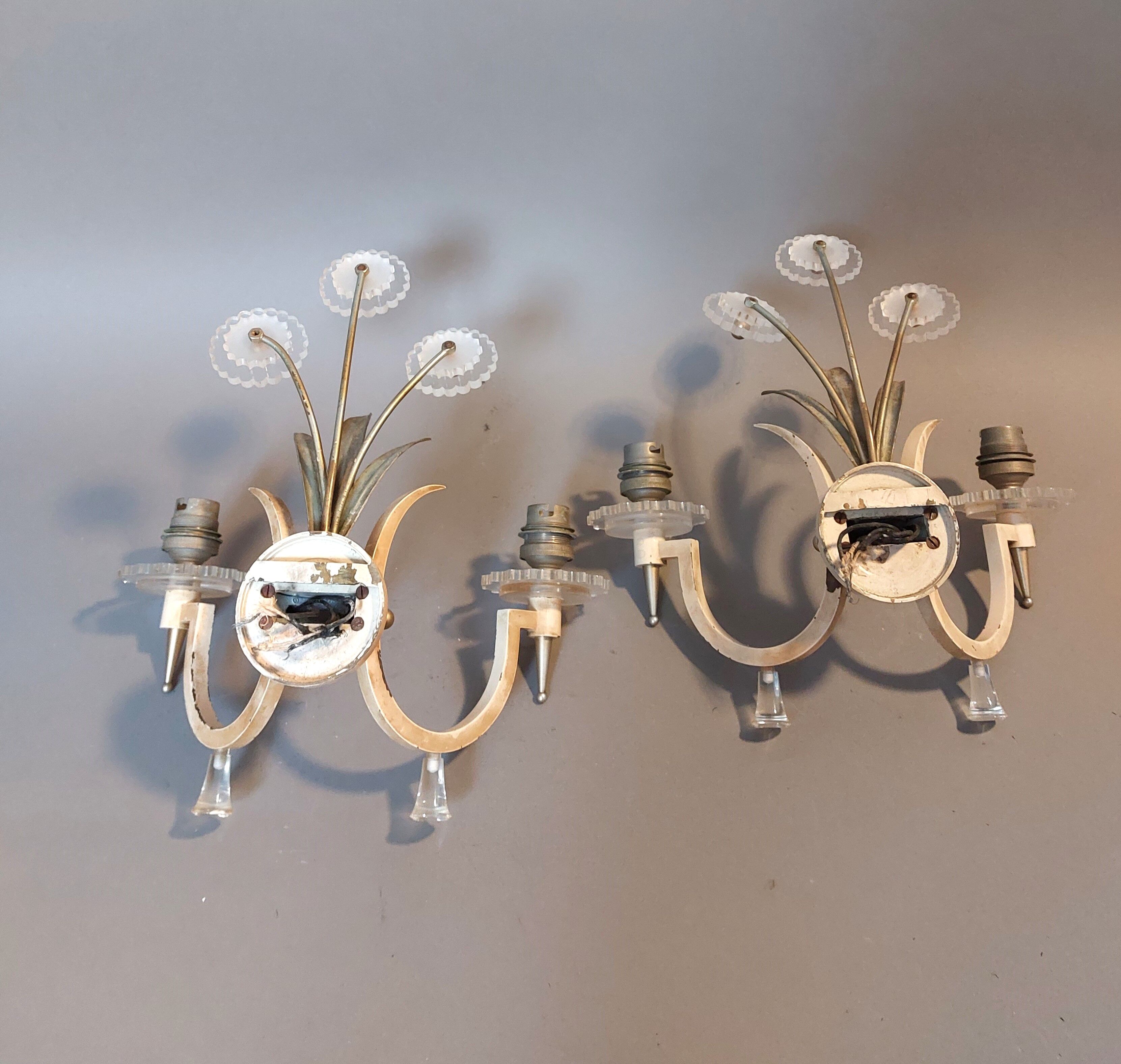 Paire d'appliques en fer forgé et bakélite 1940