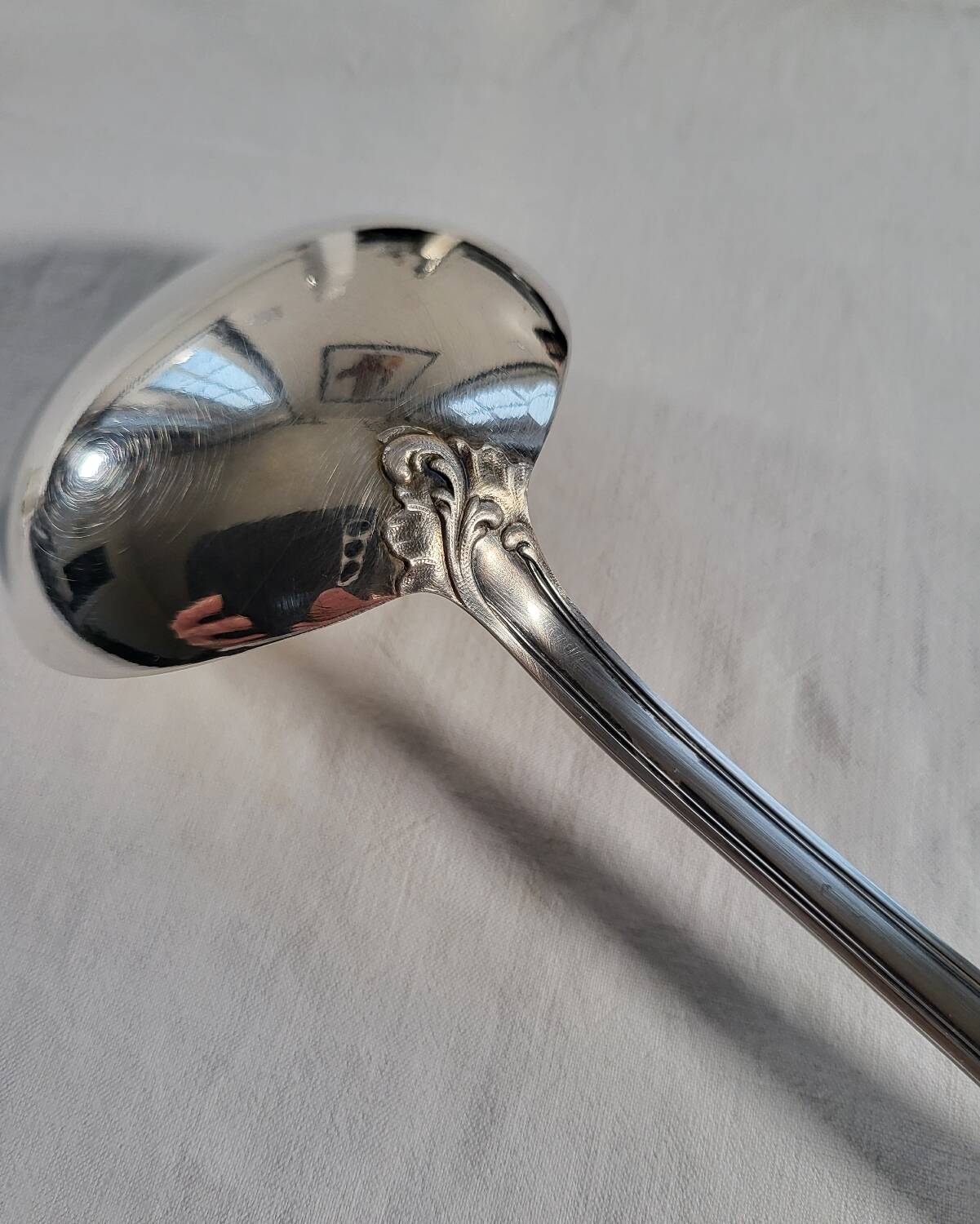 SOH silver metal ladle with shell/foliage decor