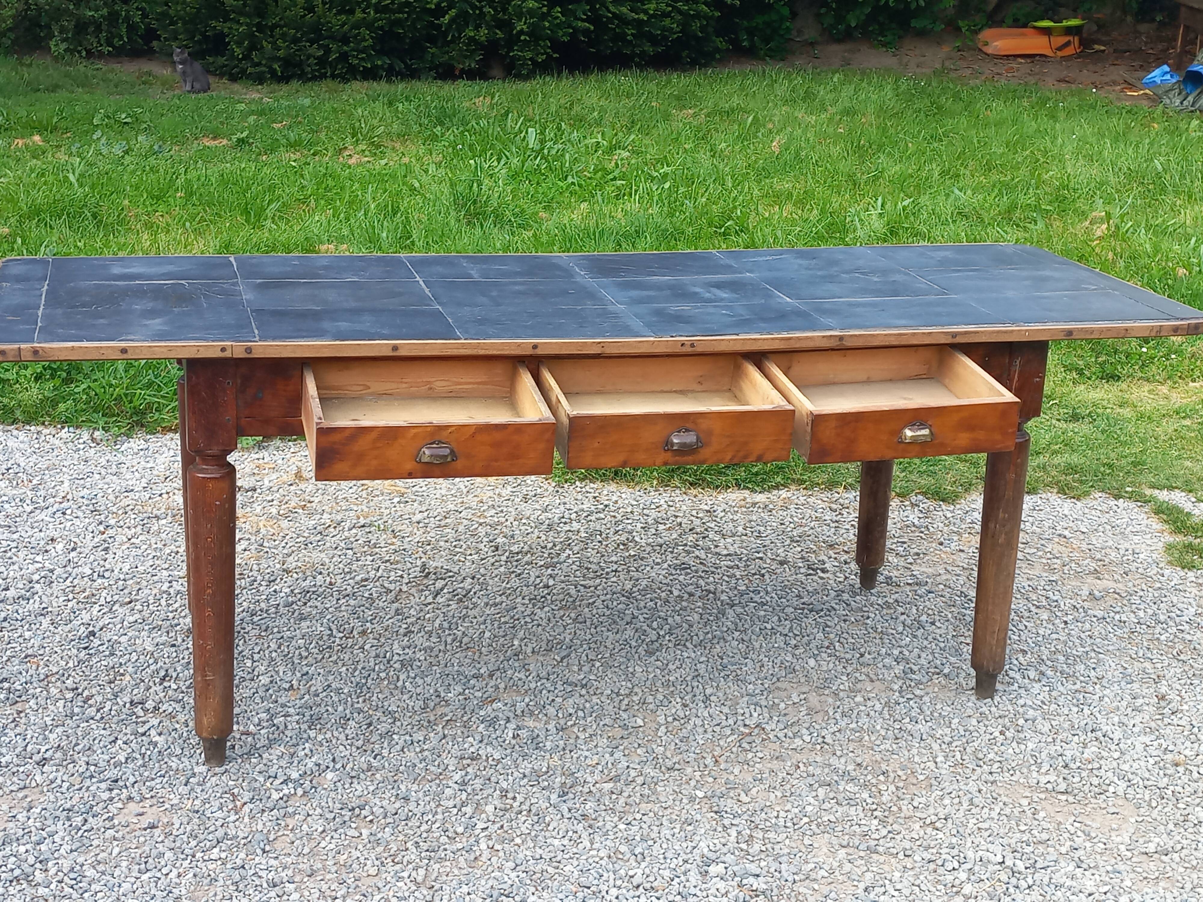Farmhouse table, late 19th/early 20th century, 6 drawers, slate top 2