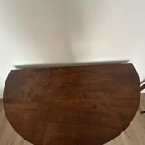 Folding half-moon table