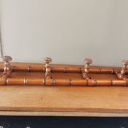 Porte manteau mural ancien en bois