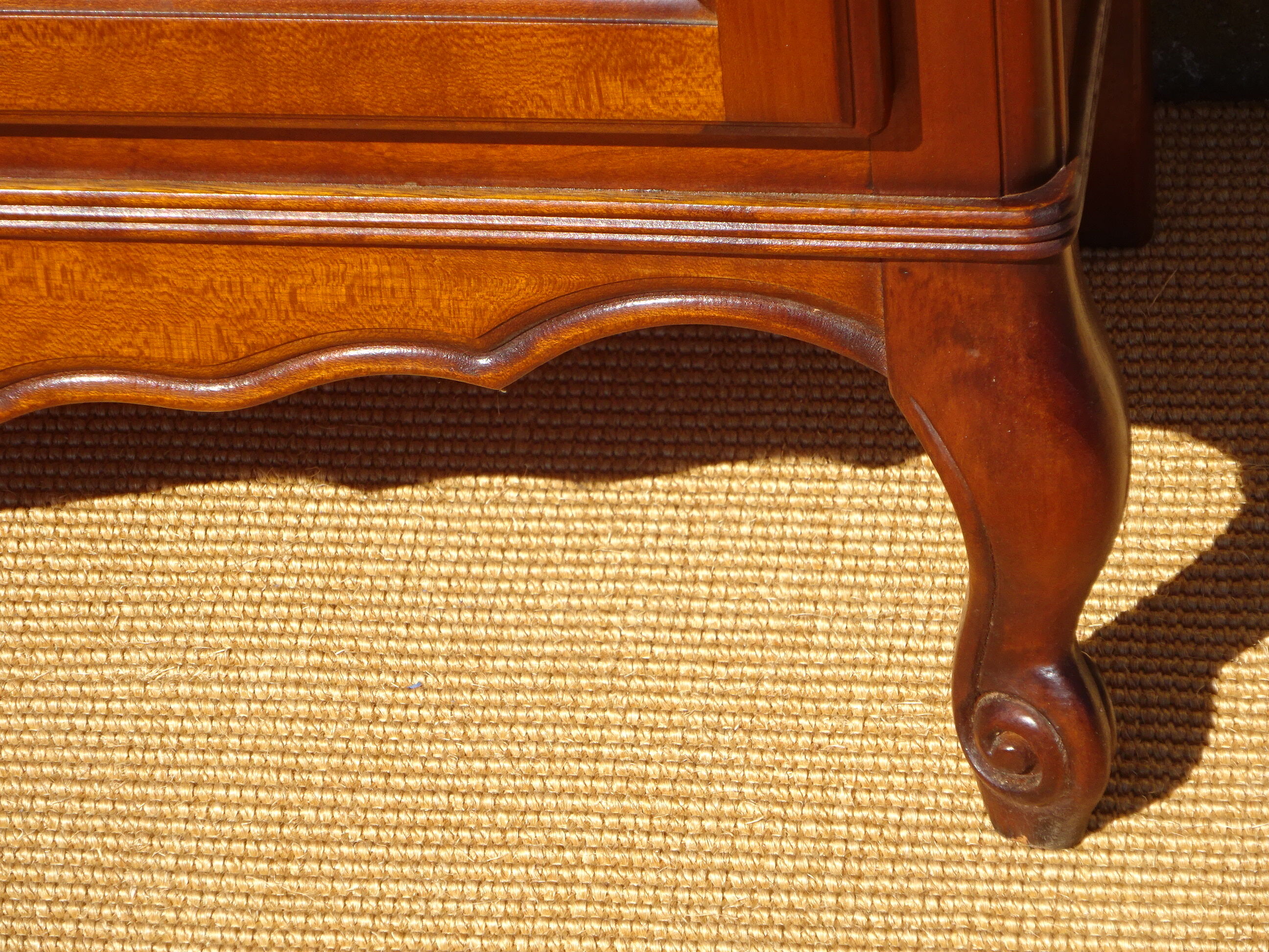 Shallow cherry wood showcase, Louis XV style