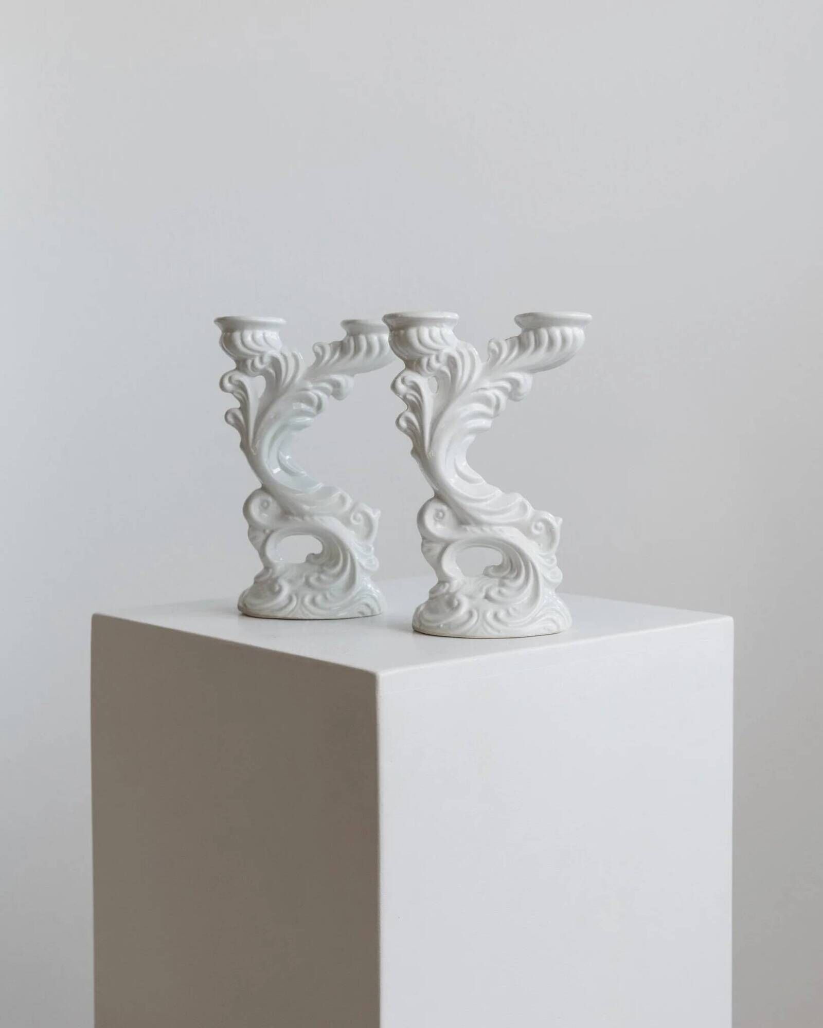 Two White Biscuit Porcelain Candleholders, Vintage Ceramic Candlesticks, Italy 1930s – Elegant Rococo-Style Decor