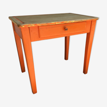 Wooden wooden desk orange base