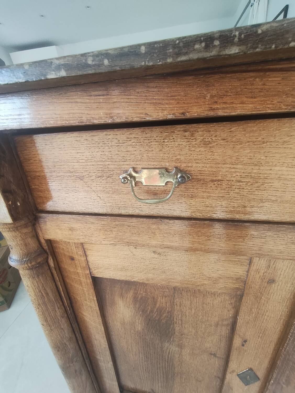 Parisian solid wood furniture