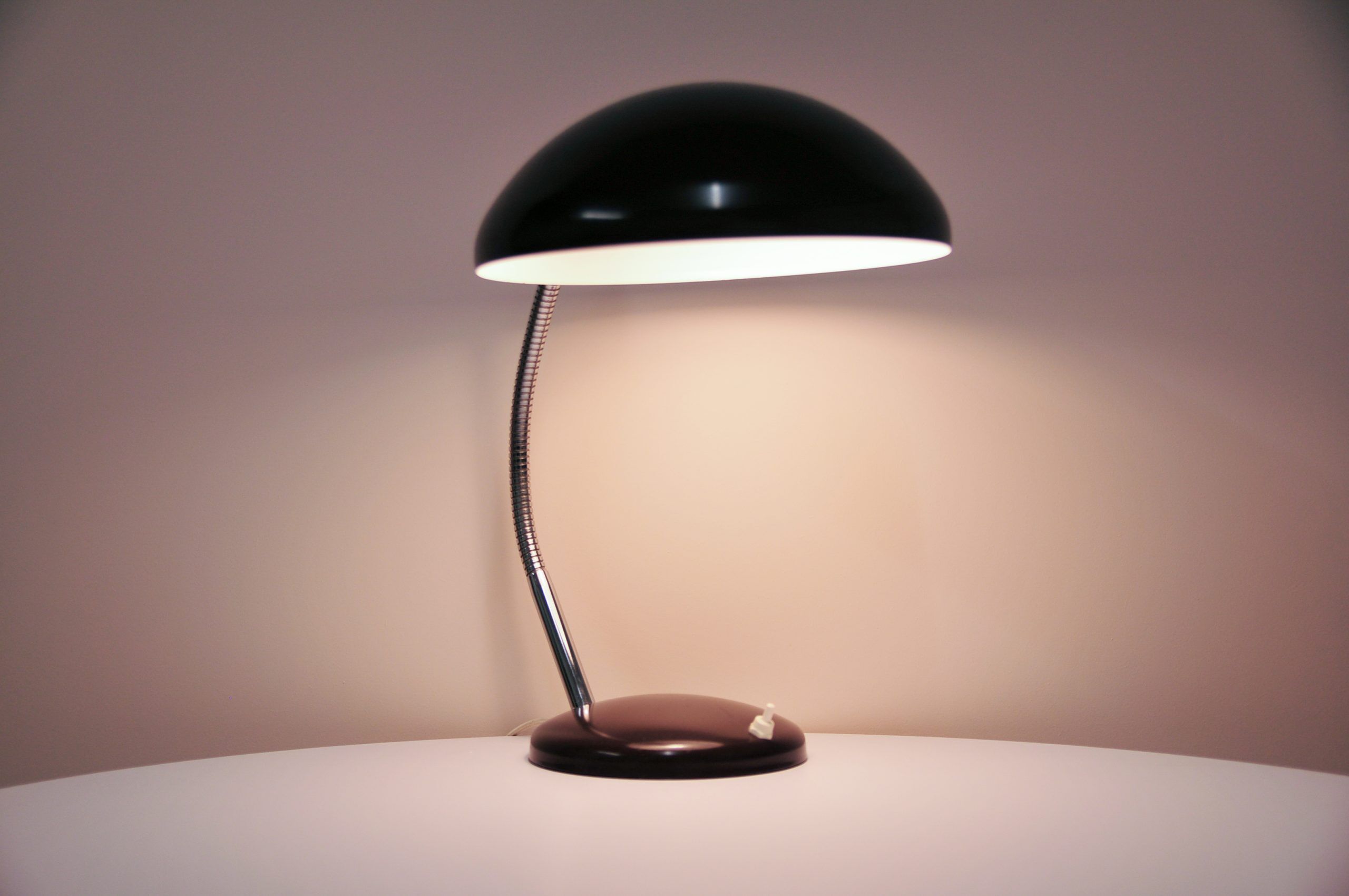 Vintage industrial desk lamp Massive lighting