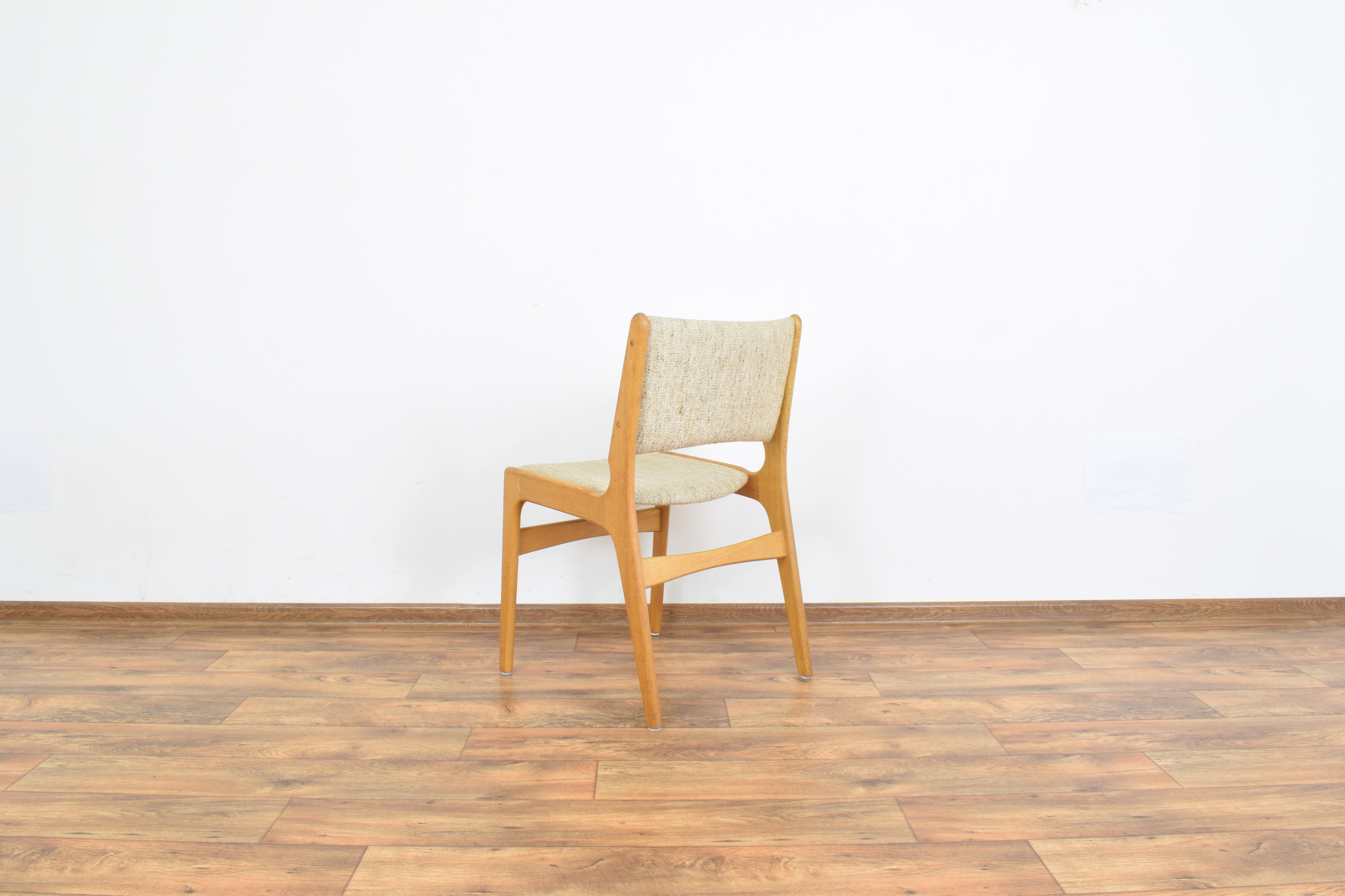 Chaises de salle à manger danoises du milieu du siècle par E. Buch, années 1960, ensemble de 4