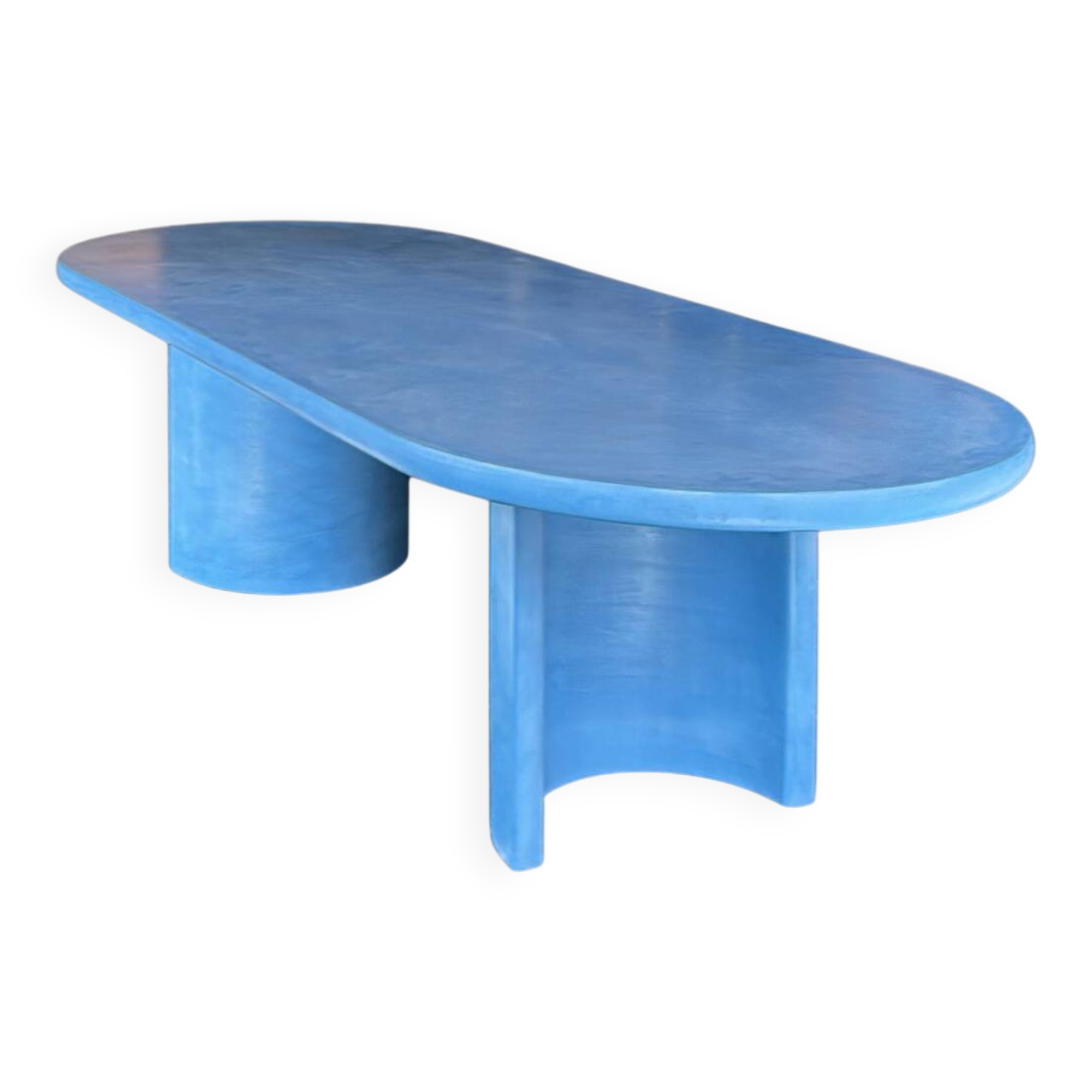 Table in blue lapis lazuli microcement – a custom-made sculptural piece