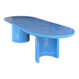 Table in blue lapis lazuli microcement – a custom-made sculptural piece