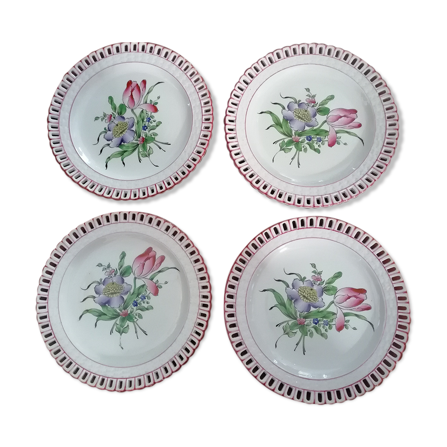 Assiette Lunéville décor fleural ajourée