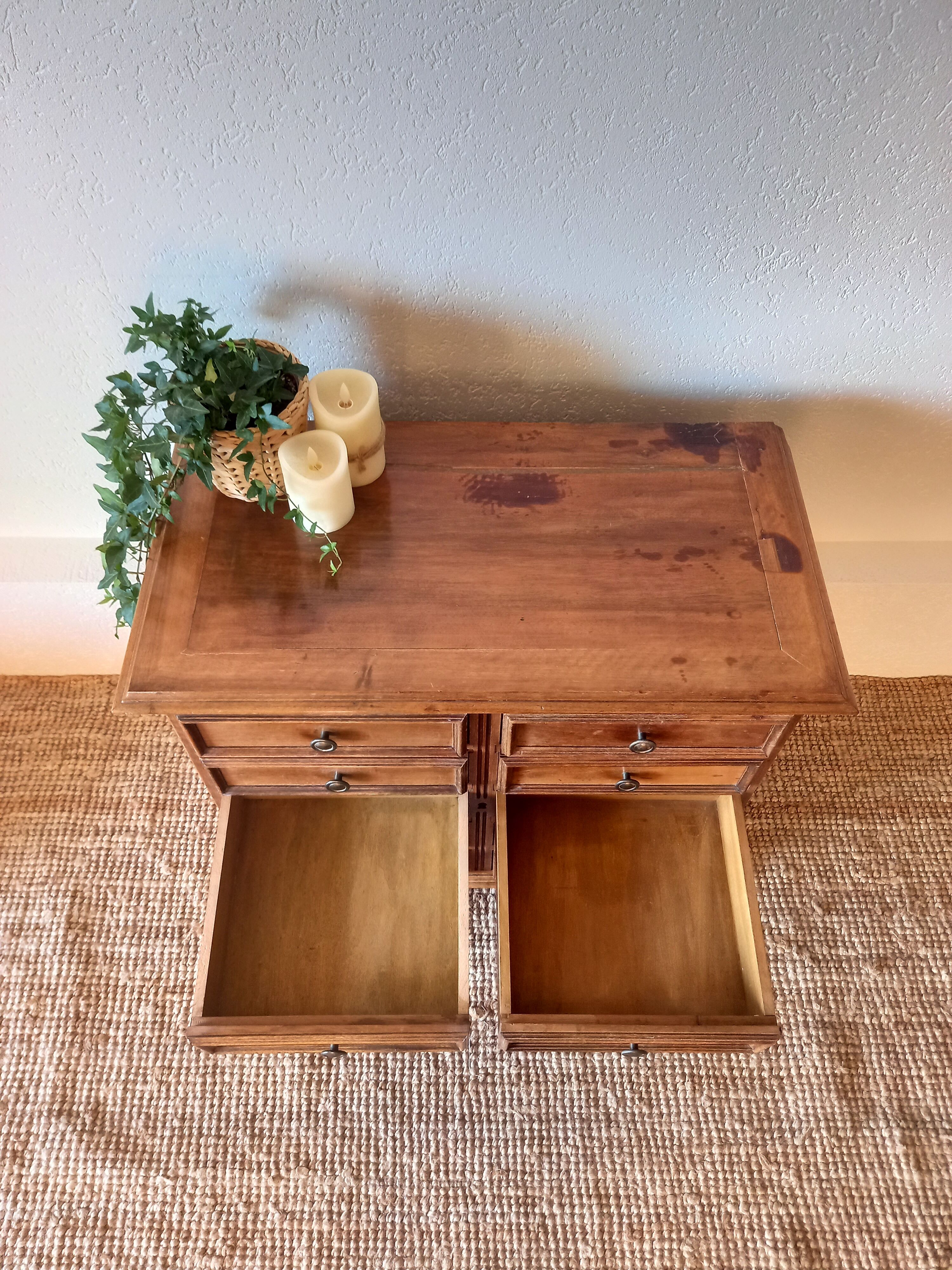 Trade furniture