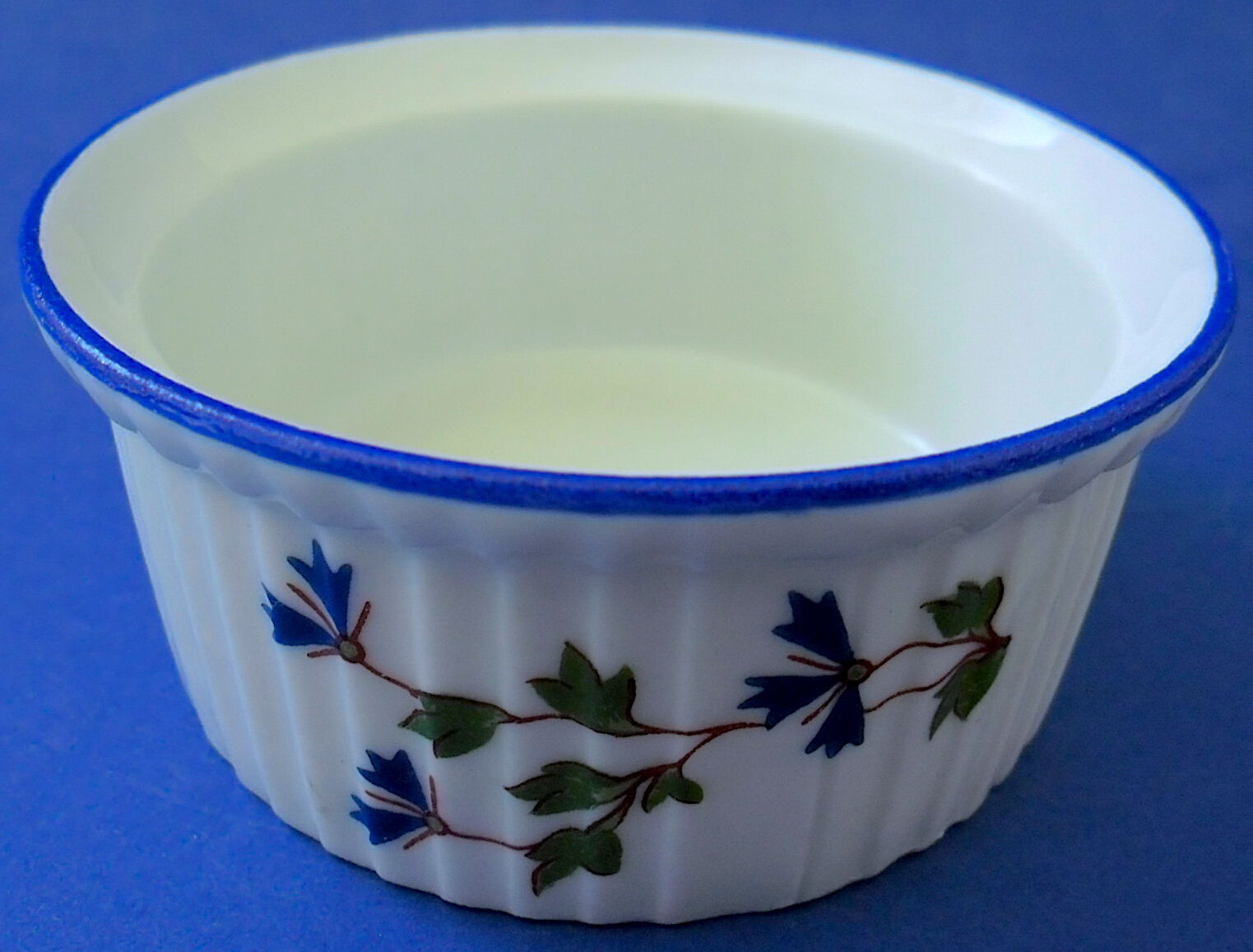 Suite of six porcelain ramekins decorated with barbels
