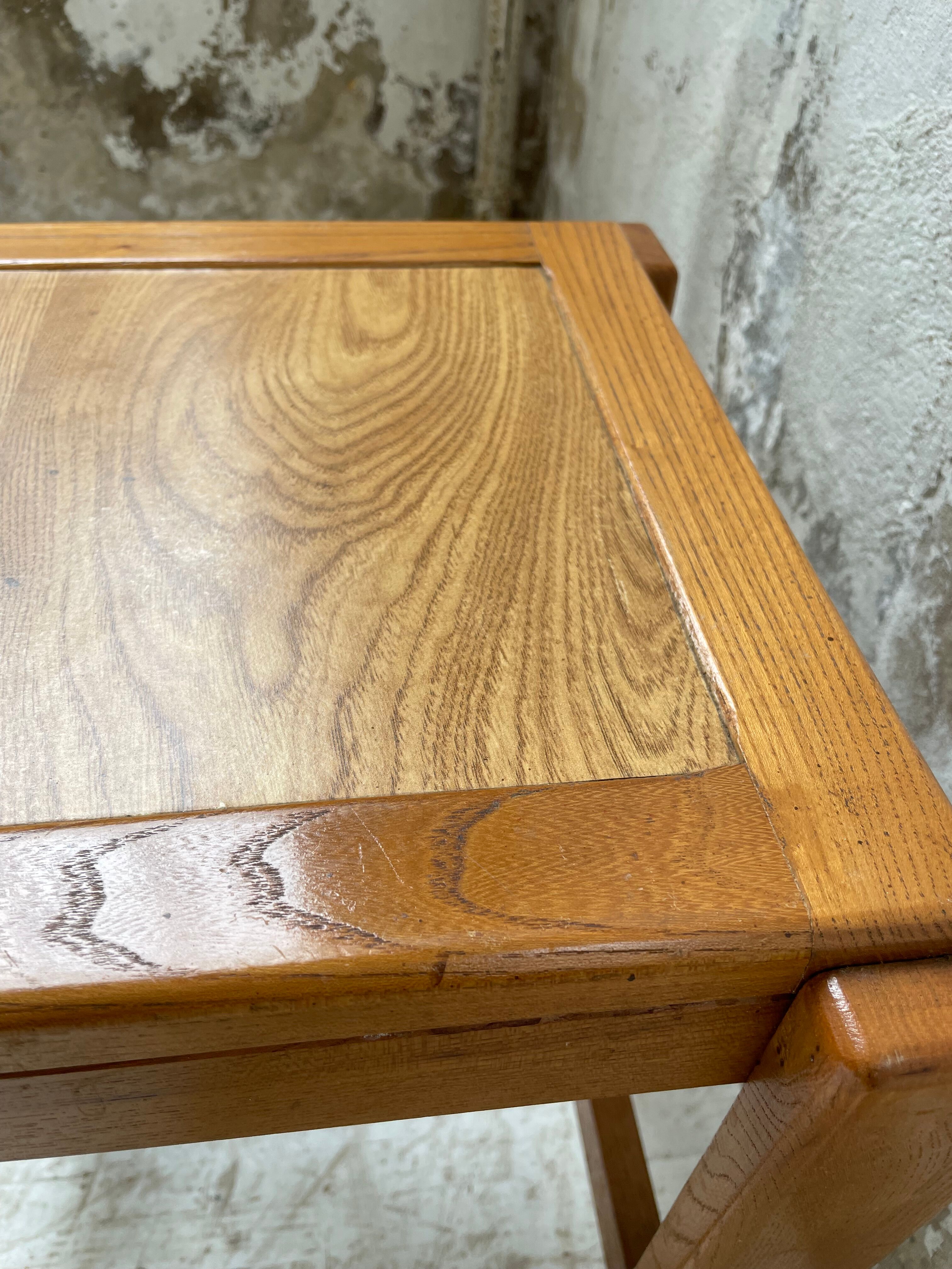 Solid elm stool Maison Regain