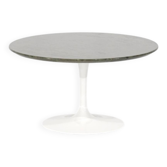 Table basse " Tulip " en marbre par Eero Saarinen pour Knoll, USA.