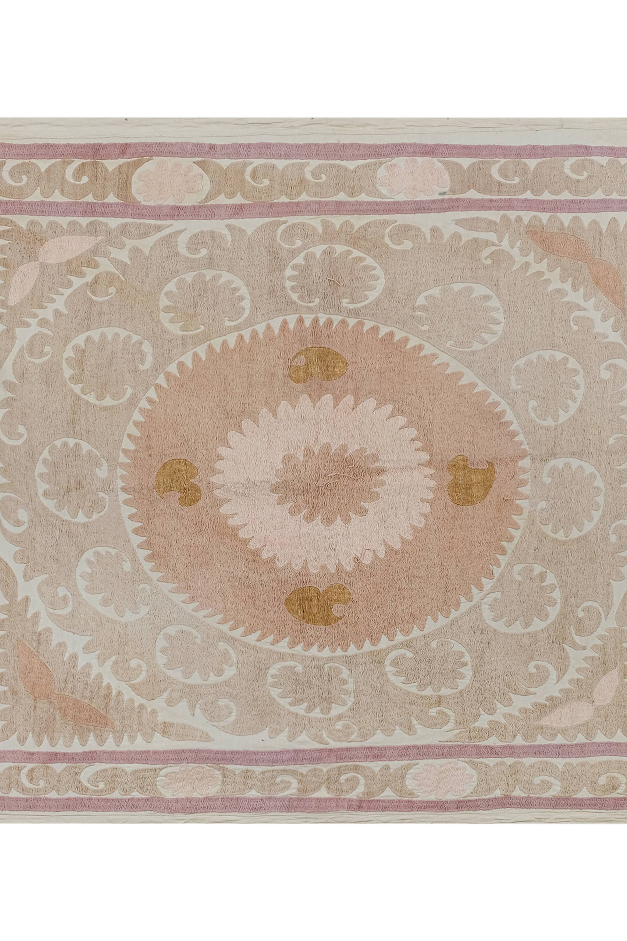 Hand knotted rug, vintage Turkish rug 119x139 cm