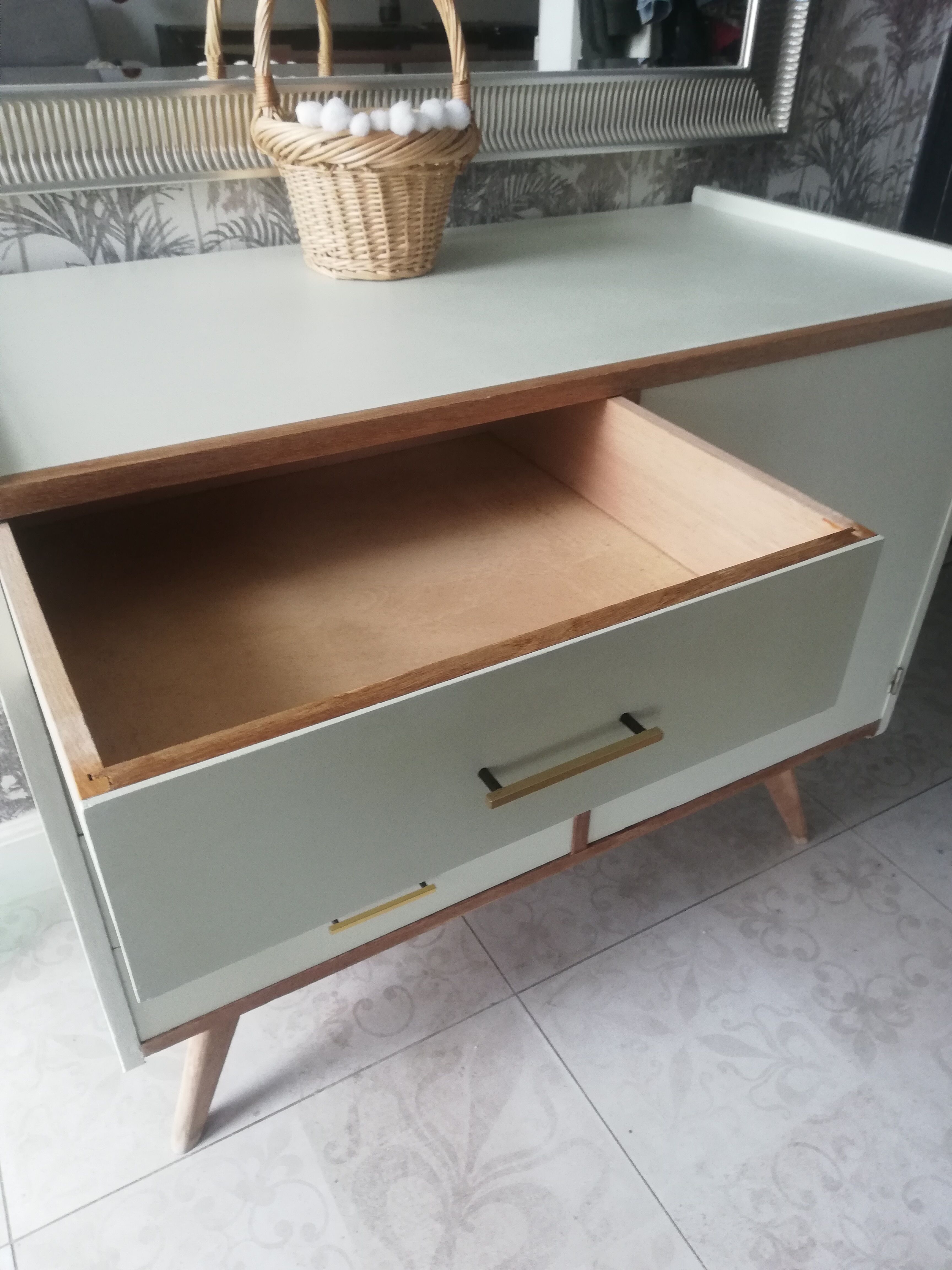 Vintage 1950s bahut