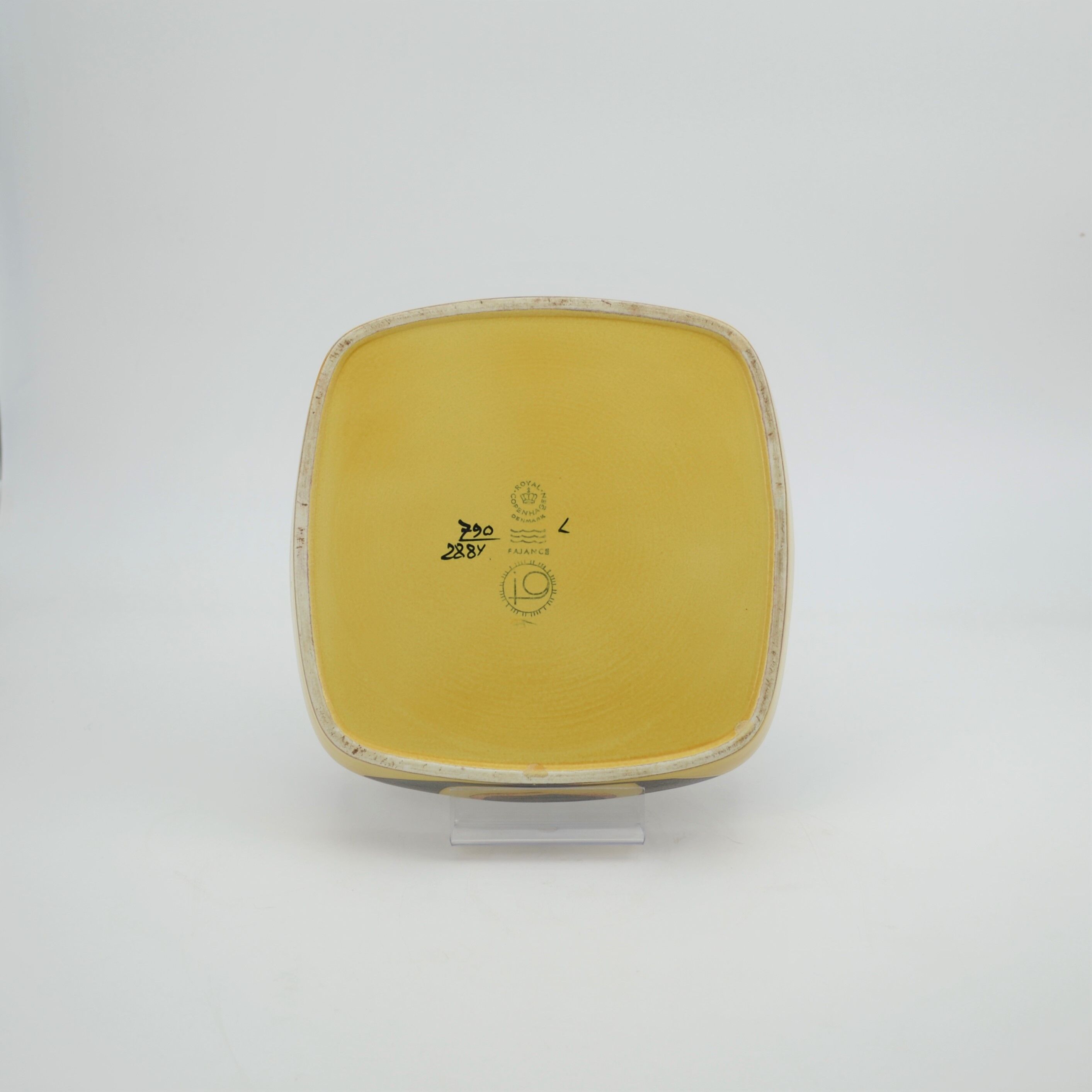 Earthenware dish from Johanne Gerber's Baca series for Royal Copenhagen