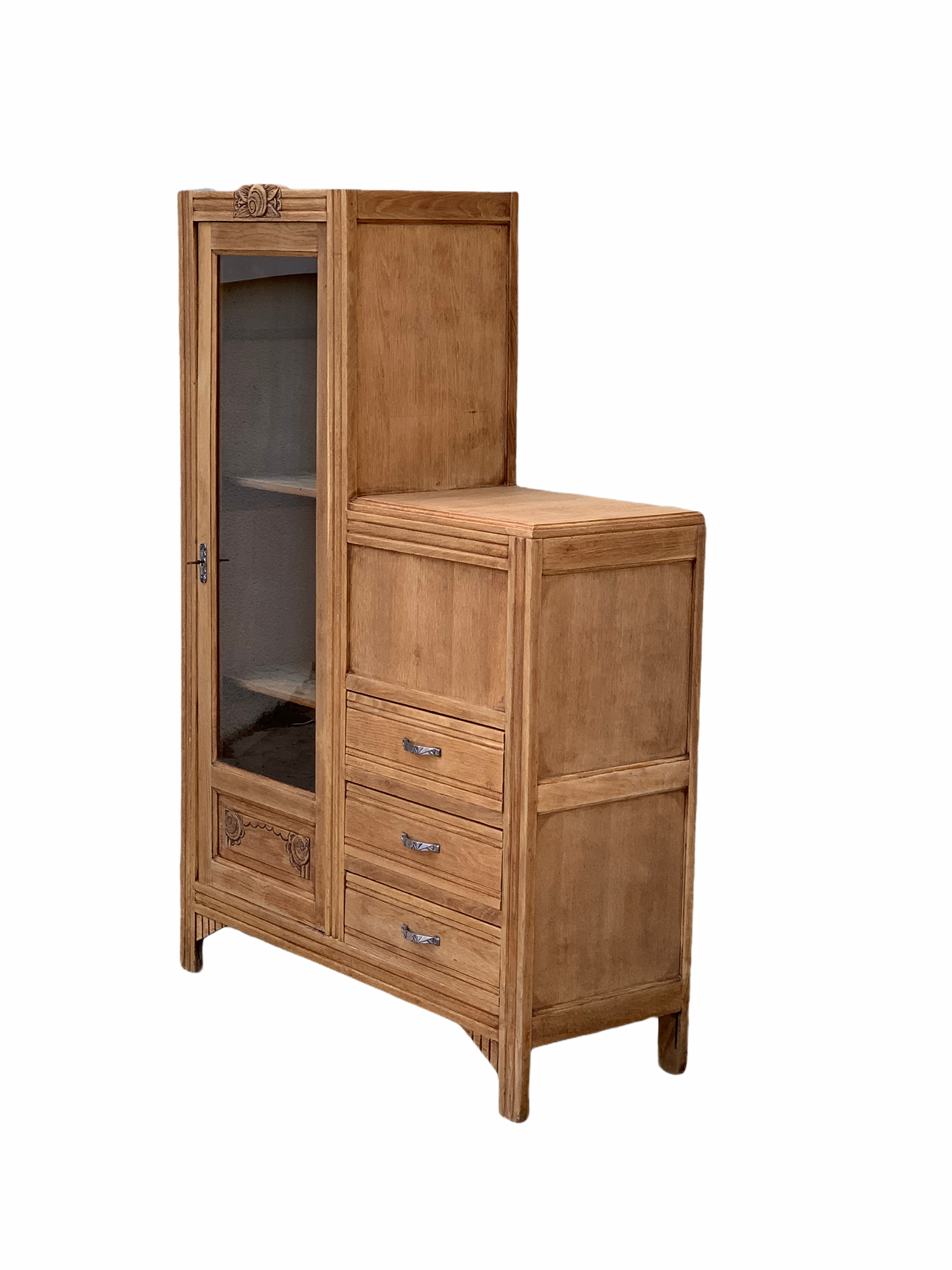 Art Deco asymmetrical glass Parisian wardrobe 1930