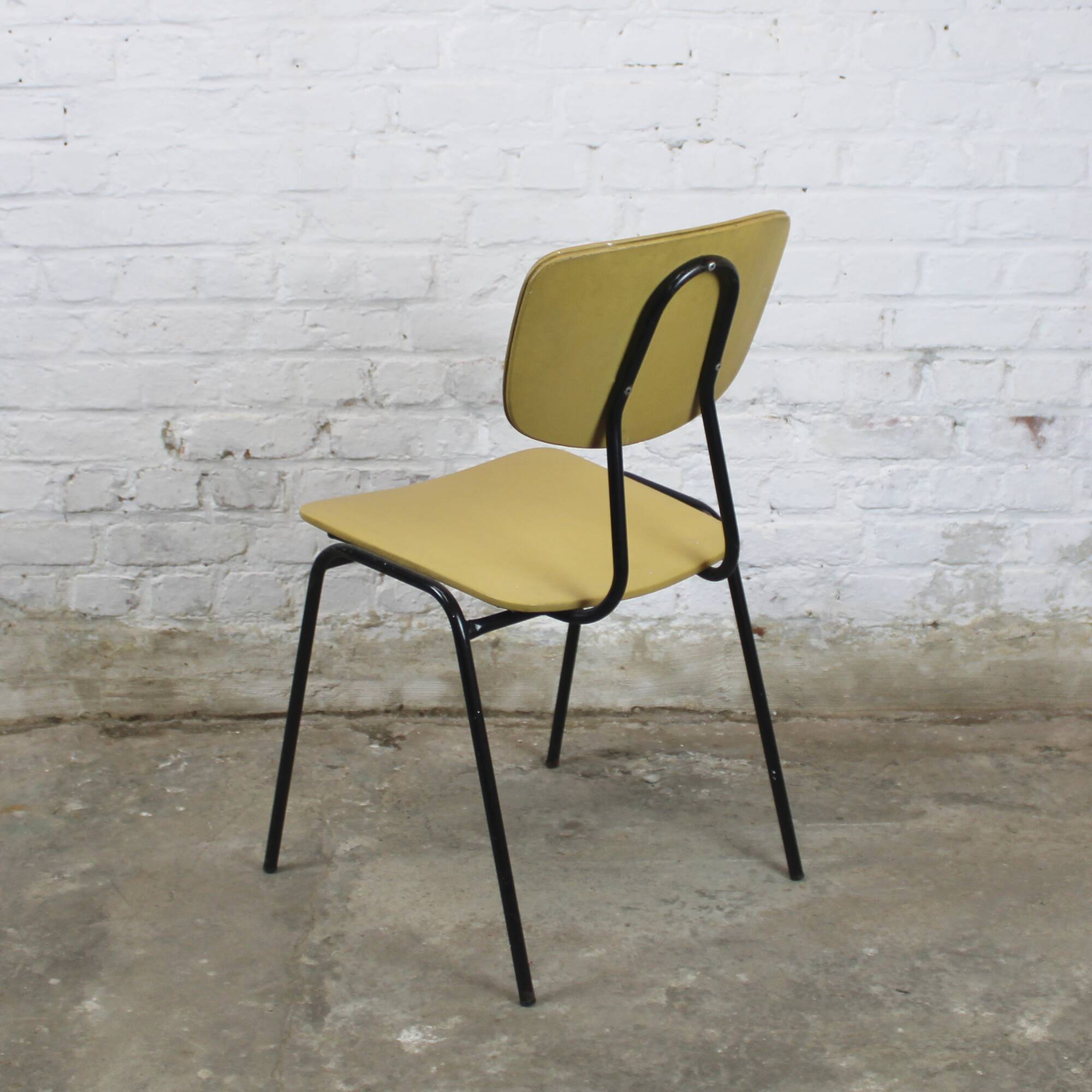 Vintage "CM garnie" chair by Pierre Guariche for Meurop