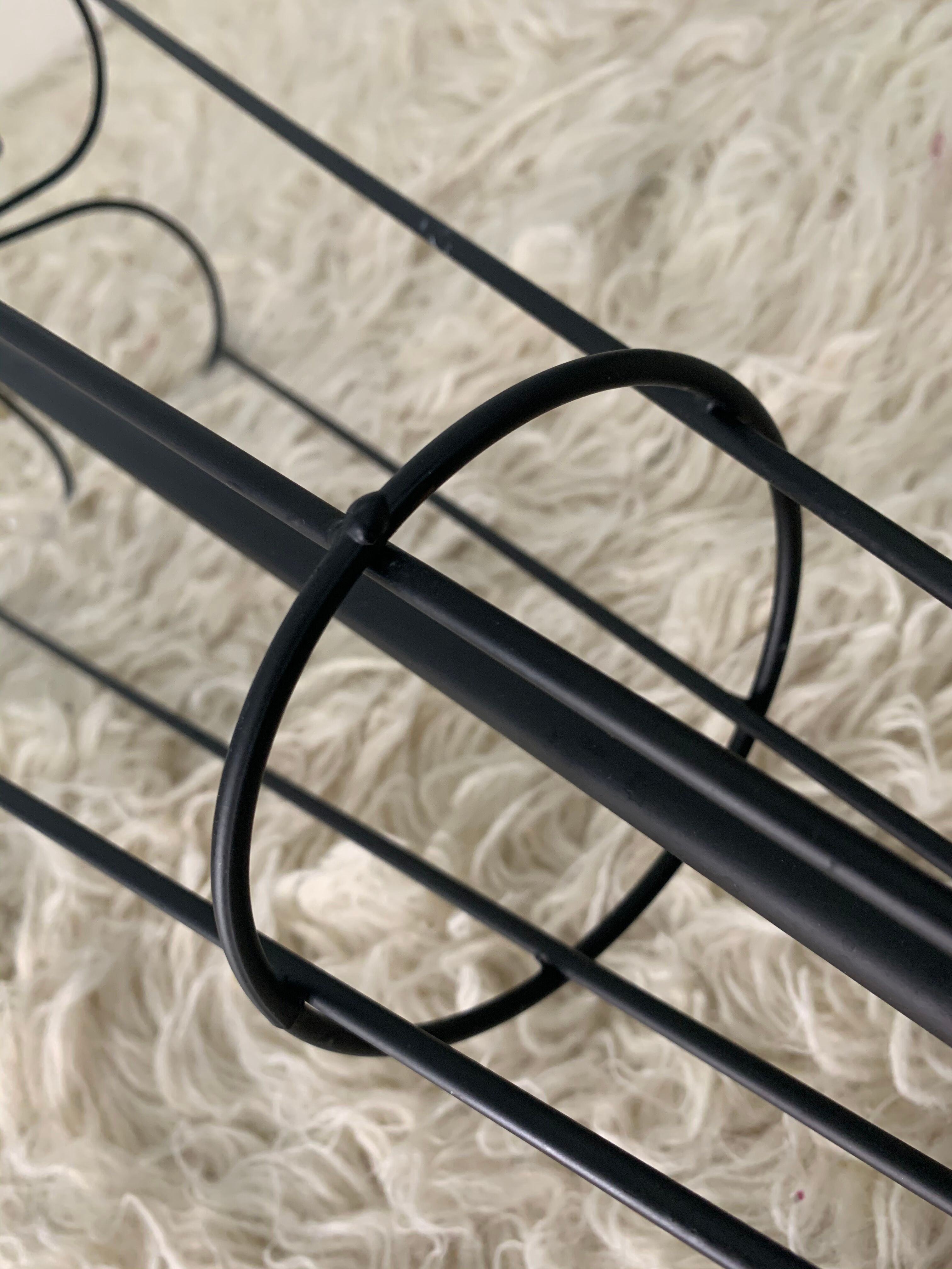 Metal umbrella holder