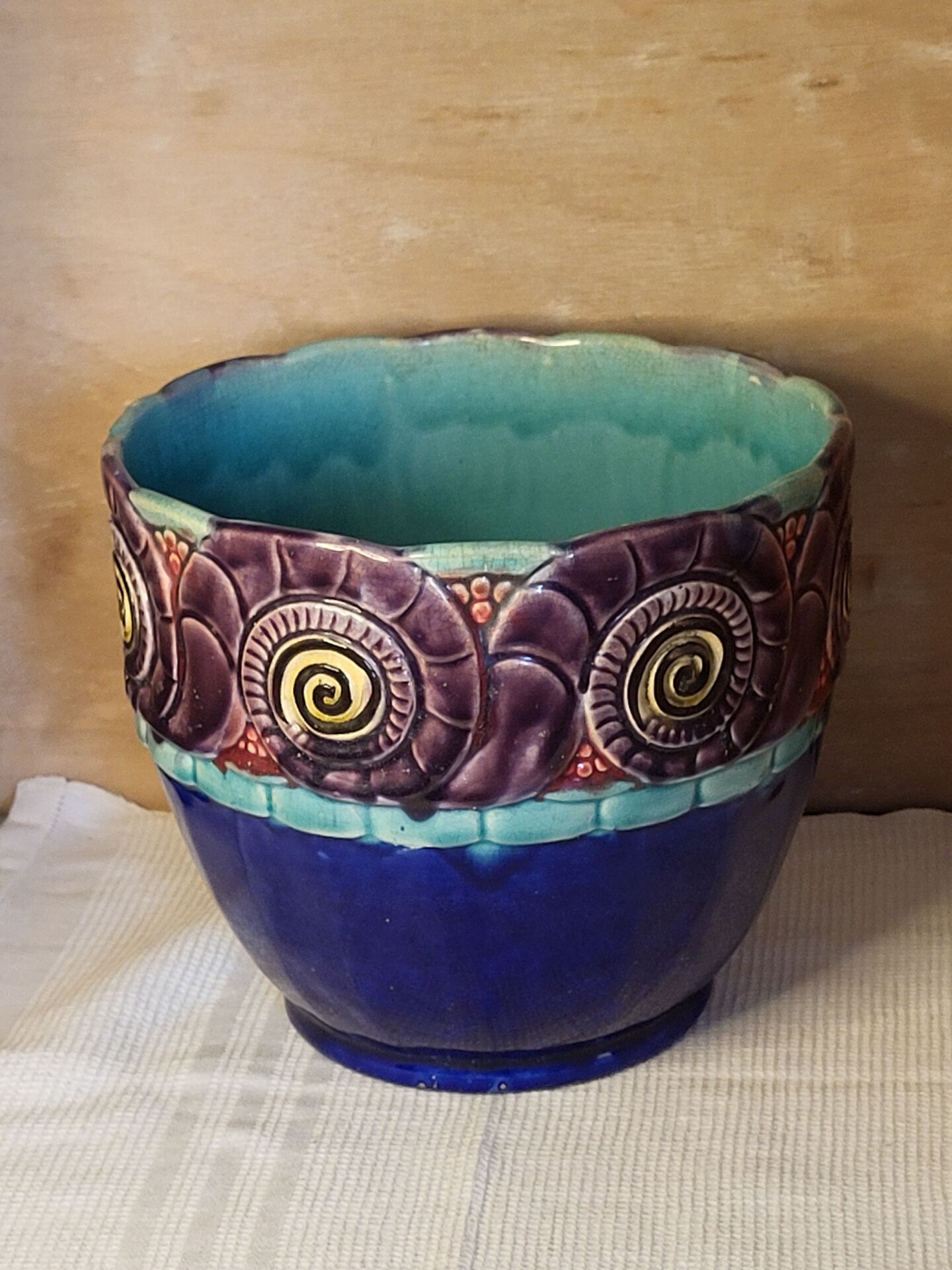 Cache pot art deco