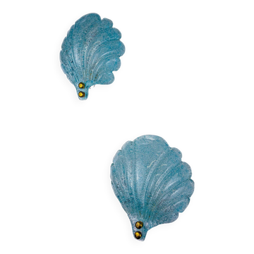 Paire de appliques murales en verre de Murano bleu givré en forme de coquillage, Italie, années 1970.