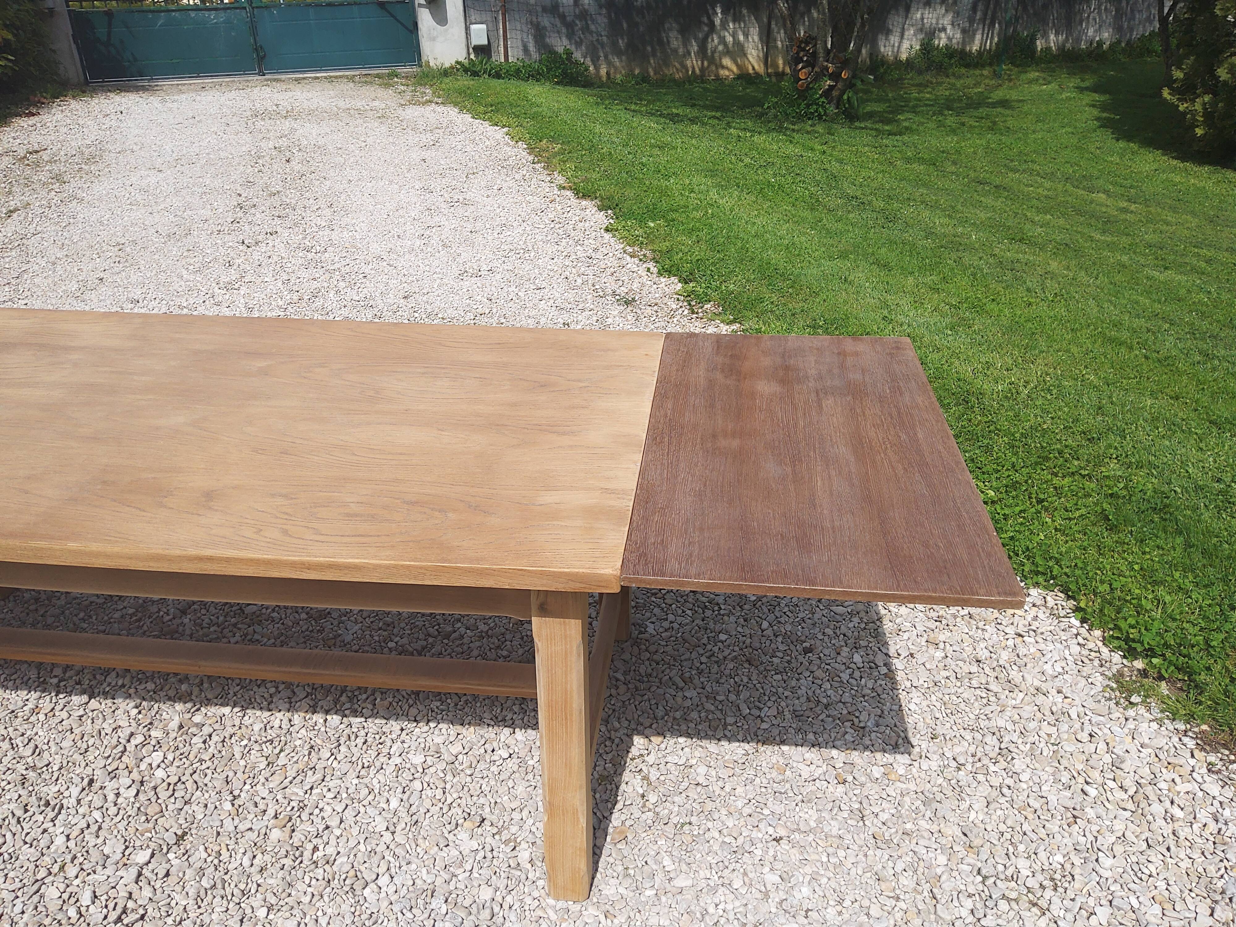 Farmhouse table