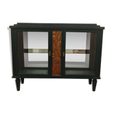 Pretty little Art Deco window display