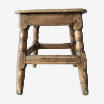 Mountain stool