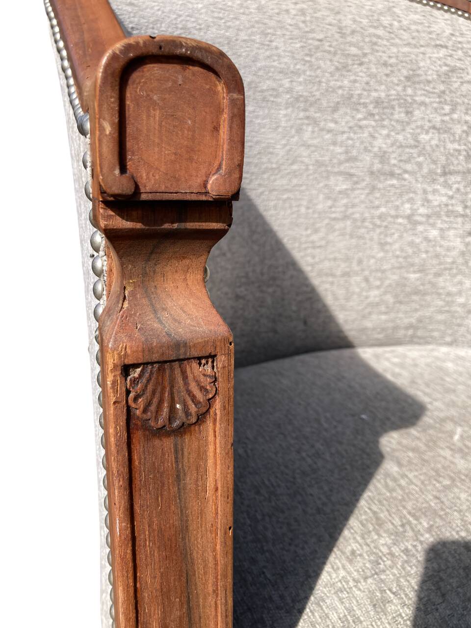 Three-room old salon