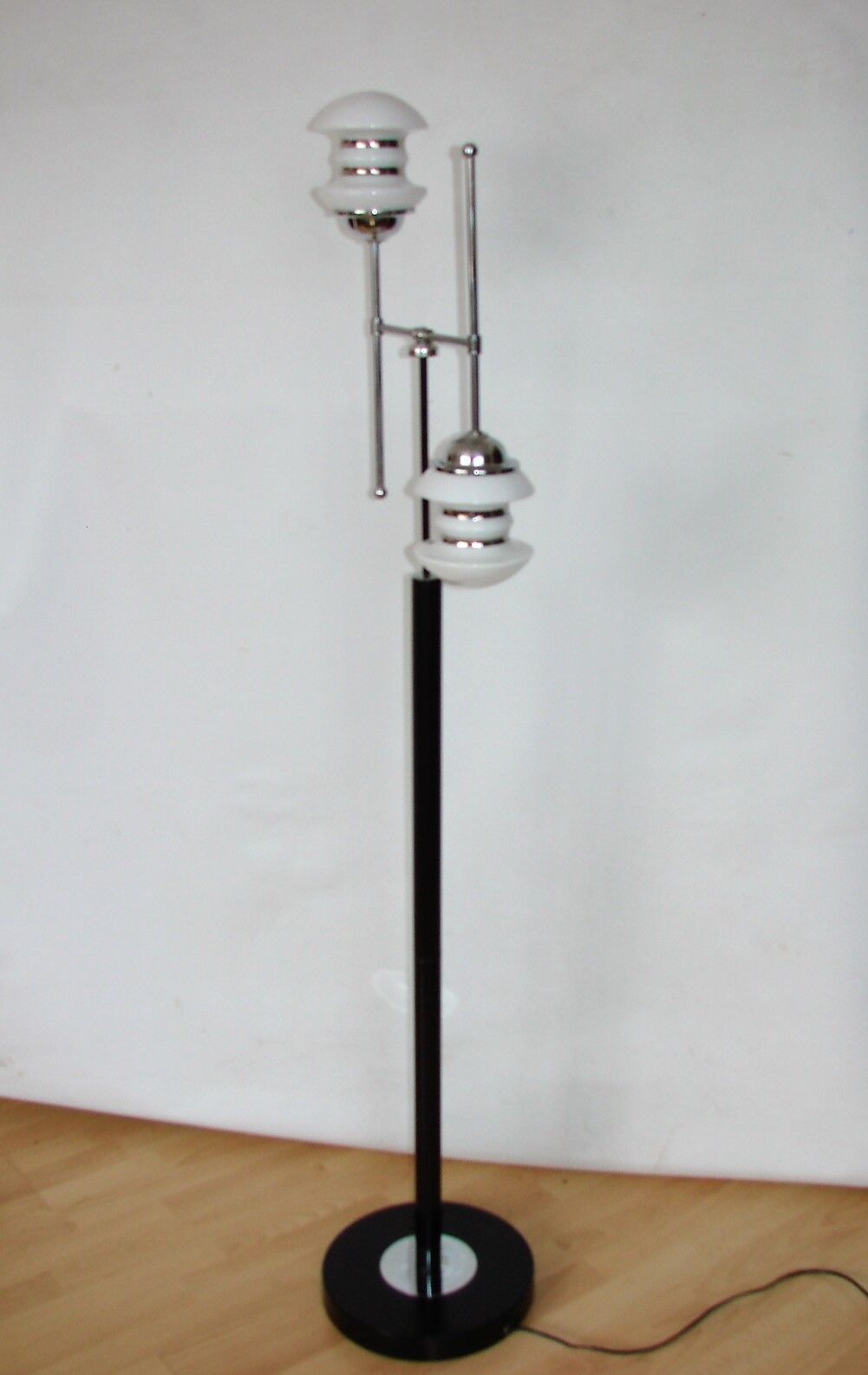 Modern floor lamp, 1970s